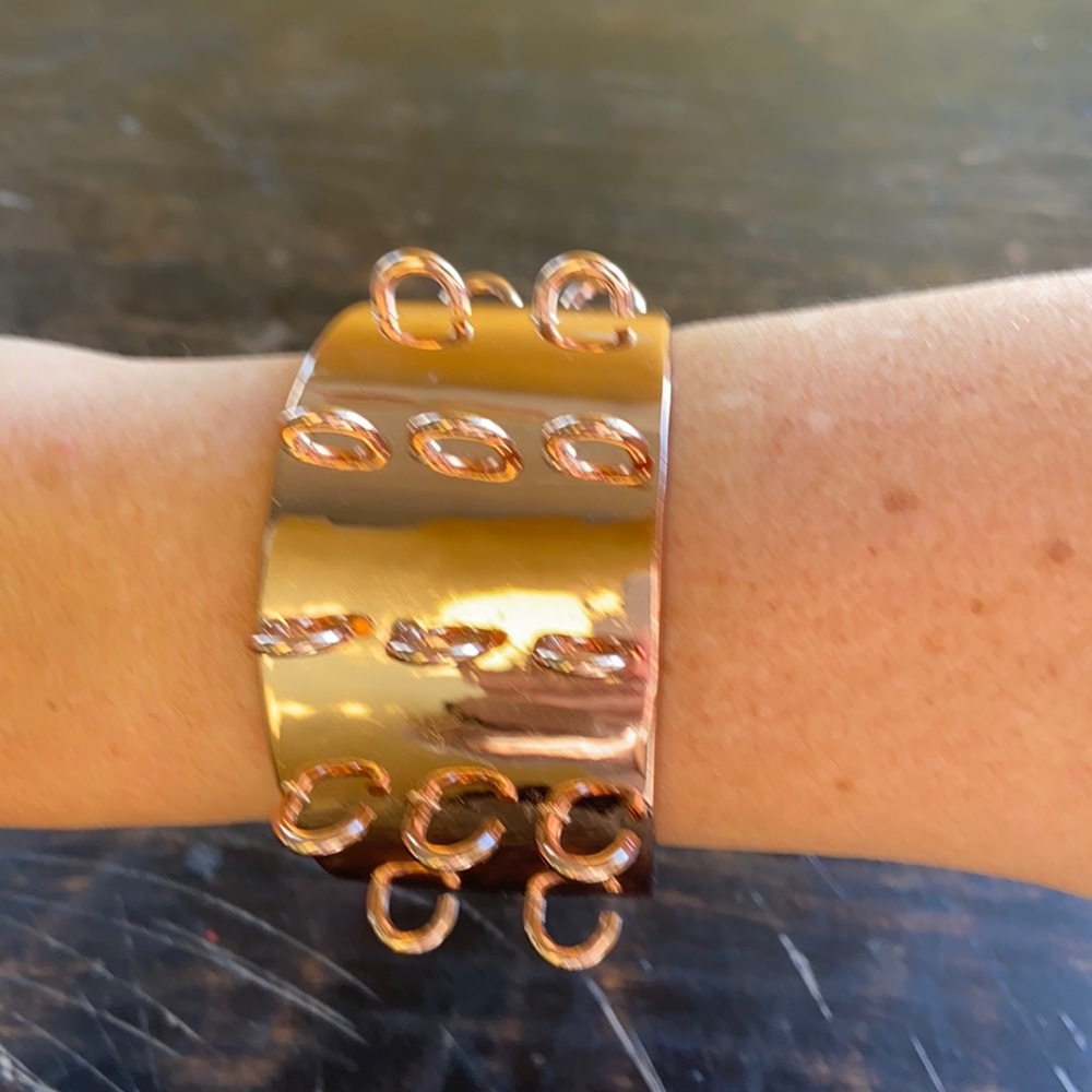 Rose gold Eddie Borgo ribbon cuff